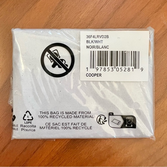 Michael Kors Cooper Graphic Logo Tall Card Case, Black and White - Picture 3 of 3